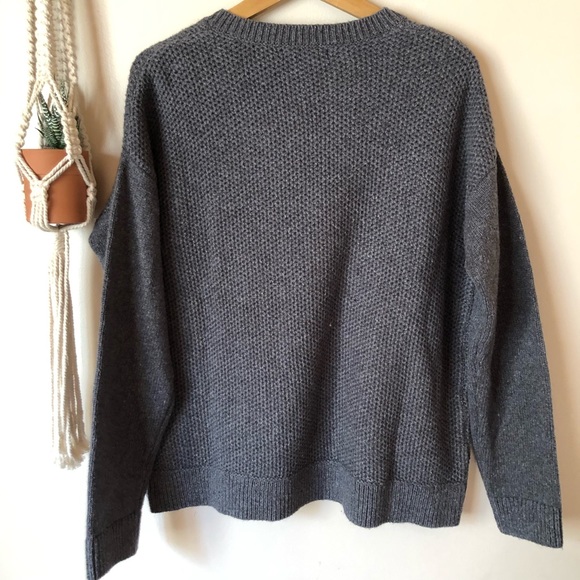 NWT Banana Republic // Baggy Grey Sweatshirt - Picture 5 of 5